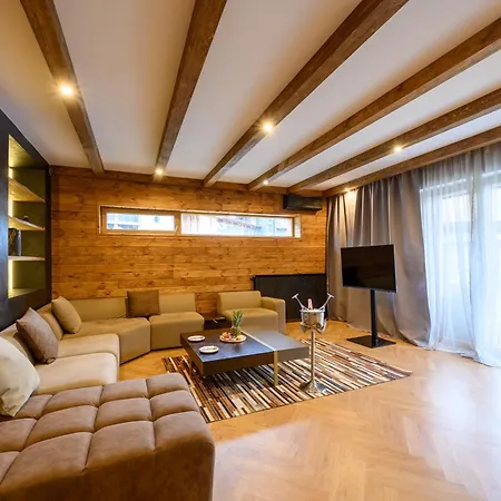 빌라 Three Bedroom Luxury
