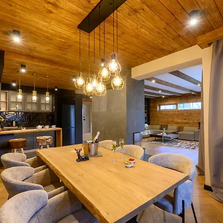 Three Bedroom Luxury Villa Neofit Rilski